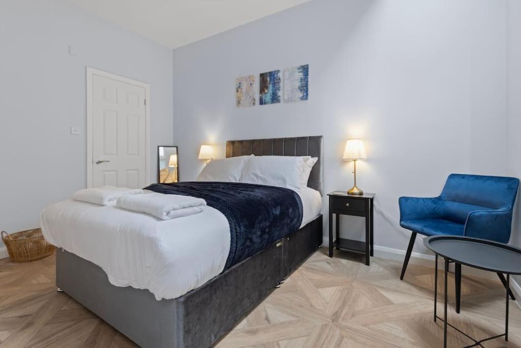 Modern Apartment Off-Road Parking-Twin Room Suite 4 Nottingham Buitenkant foto