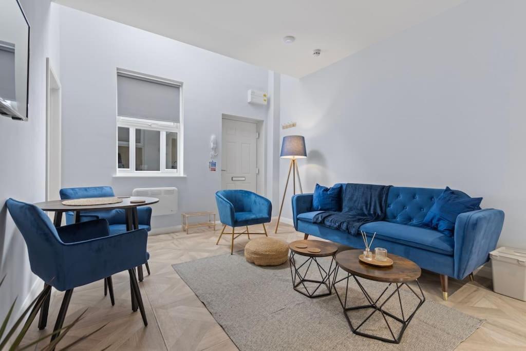 Modern Apartment Off-Road Parking-Twin Room Suite 4 Nottingham Buitenkant foto